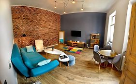 Maniu Home